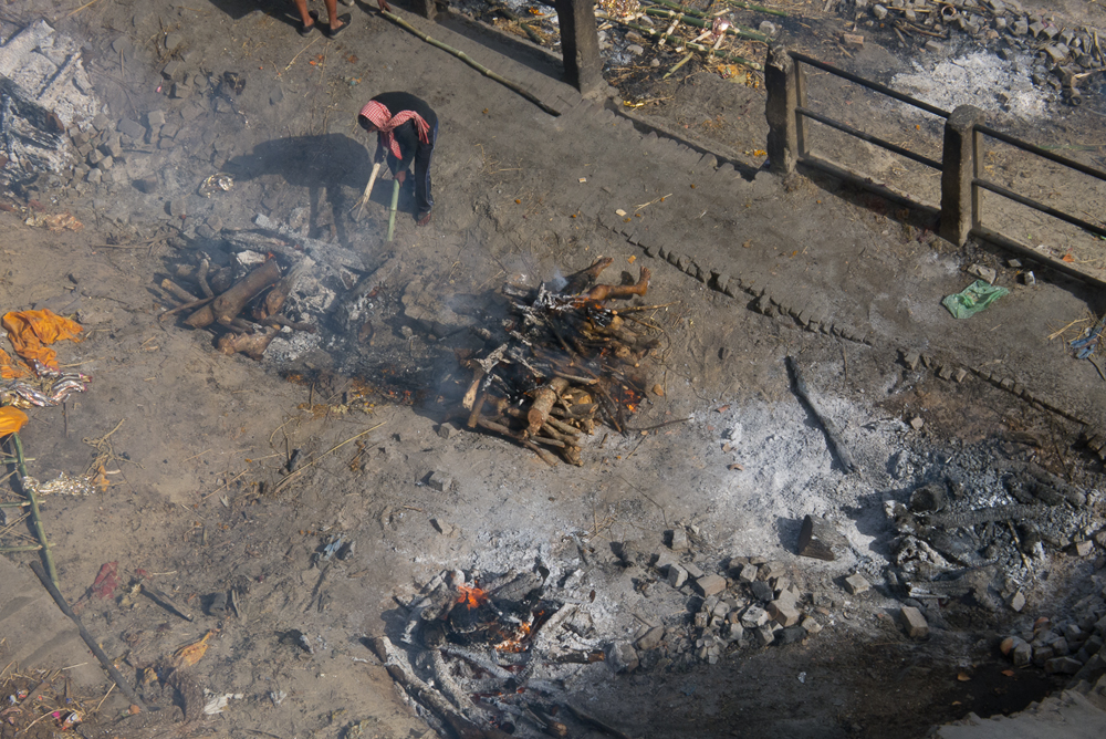 IN_Varanasi_Manikarnika_Cremation_Ghat_52