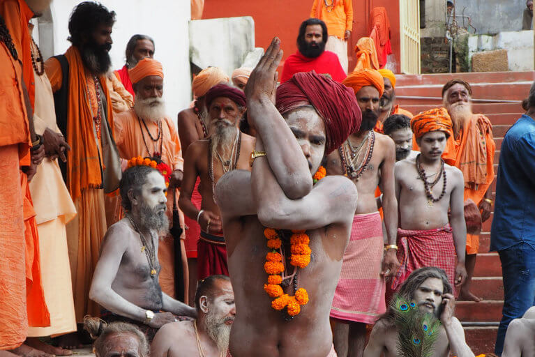lyw-indian-sadhus-767×512